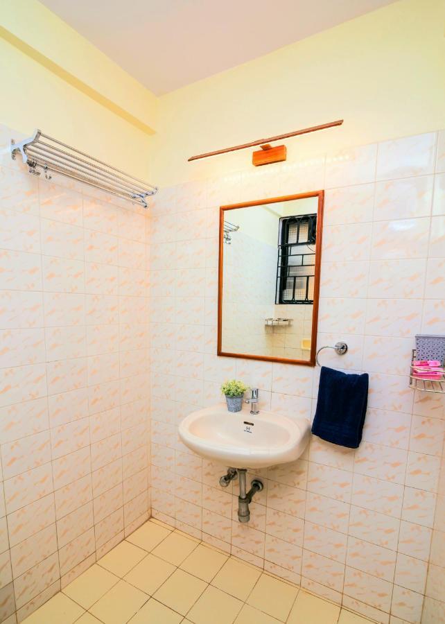 'Golden Sea Pearl' 1 Bhk Beach Apartment 比纳里姆 外观 照片