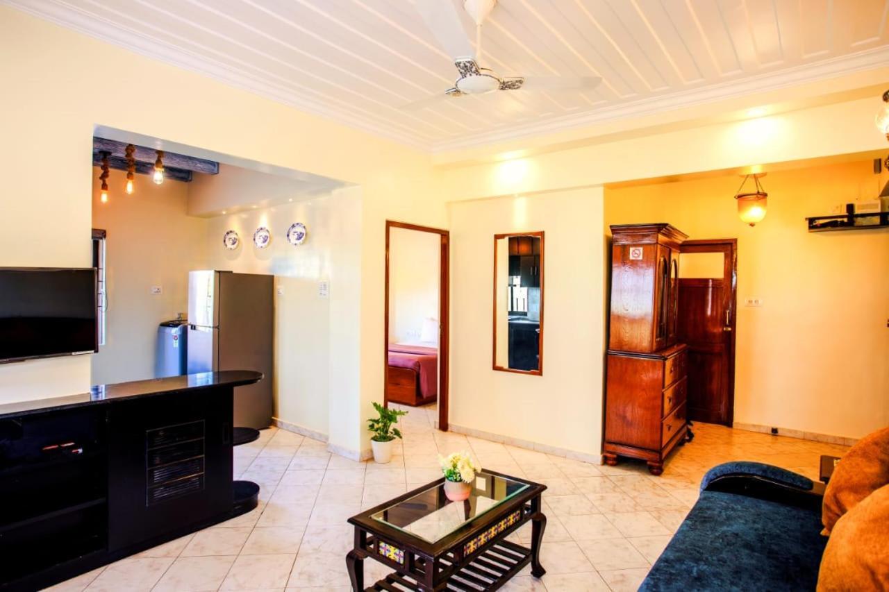 'Golden Sea Pearl' 1 Bhk Beach Apartment 比纳里姆 外观 照片