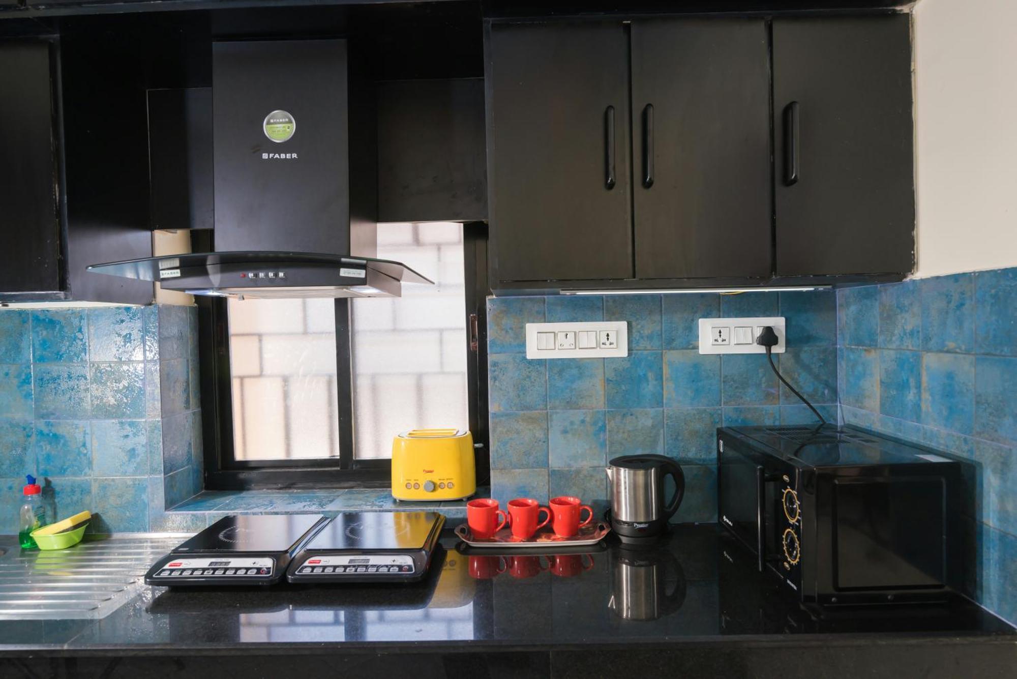 'Golden Sea Pearl' 1 Bhk Beach Apartment 比纳里姆 外观 照片